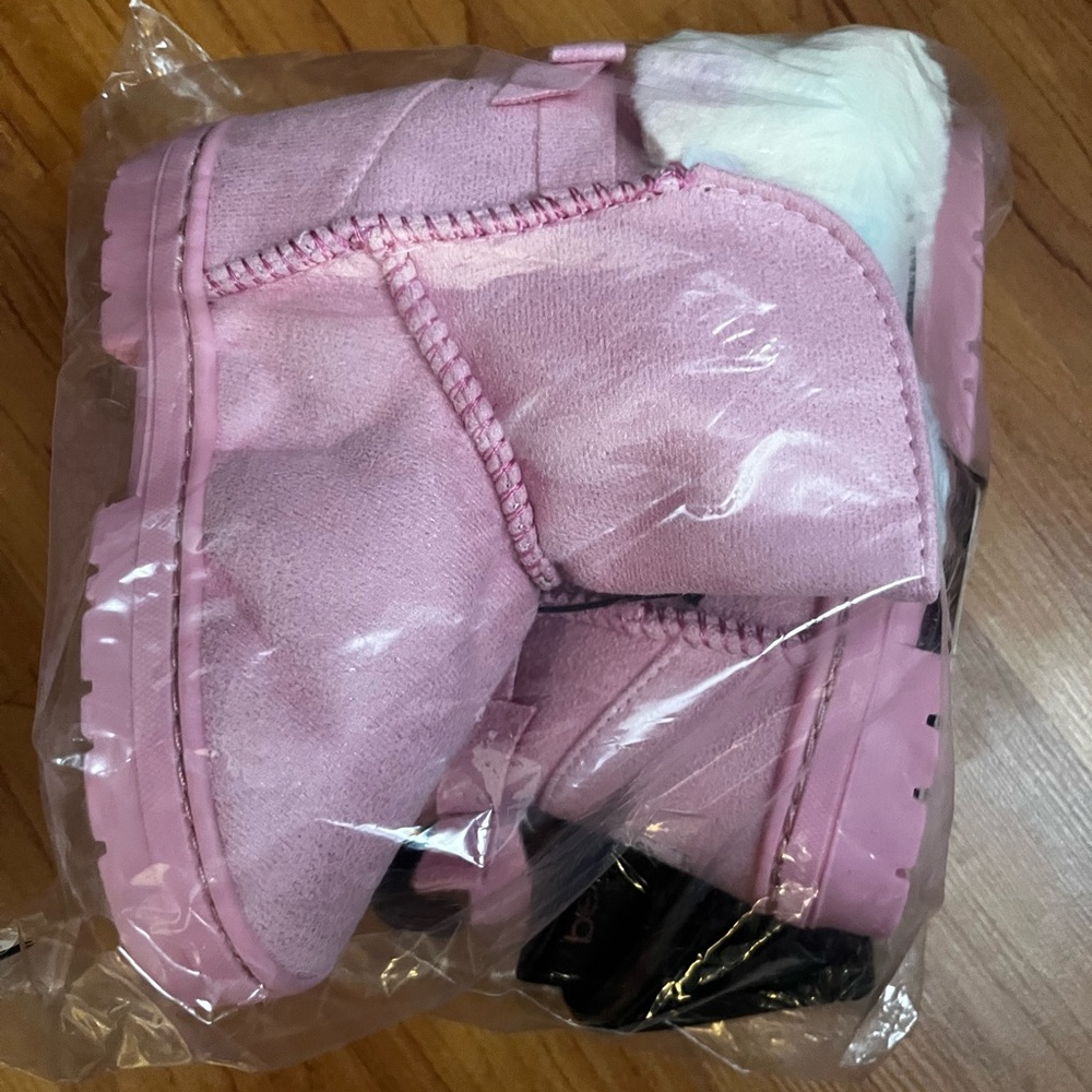Girls suede boots
